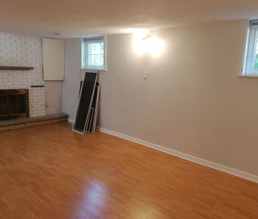 For Lease - 22 Miller Road, Oakville, Ontario - Photo 5