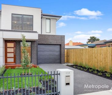 32A Railway Crescent, BENTLEIGH, VIC - Photo 1