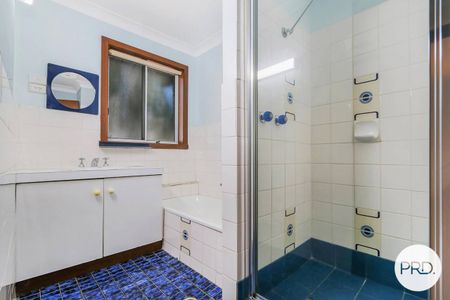 SECOND STOREY UNIT LOCATED IN CENTRAL ALBURY - Photo 4