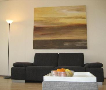 Appartement te huur: Burgemeester De Monchyplein 168 2585 DH Den Haag - Photo 1