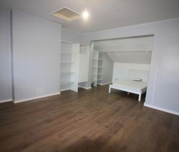 3 bedroom terraced house to rent - Photo 5