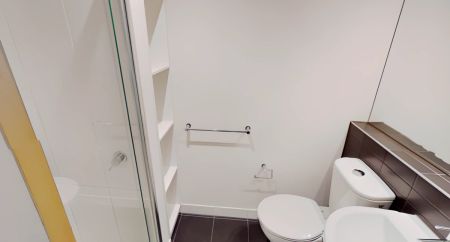 One Bedroom Large - Photo 4