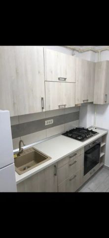 Închiriez garsonieră, Ilfov, mobilat / utilat, decomandat, 30mp, etaj 3 - Fotografie 4