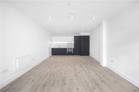 Mitcham Lane, Streatham, SW16 6NR - Photo 2