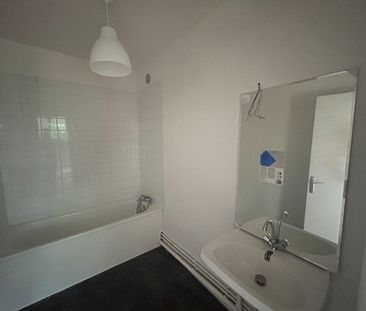 Location Appartement 2 pièces 41m² - Photo 6