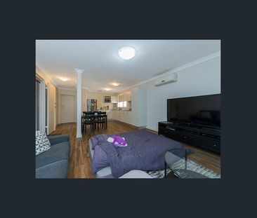 Renovated Duplex! - Photo 2