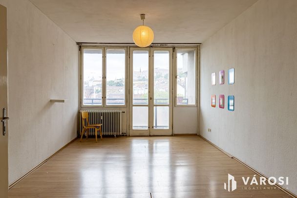 Retró lakás, előkelő helyen, Budai várra panorámával - Photo 1