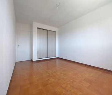 Location Appartement 2 pièces 47m² - Photo 2