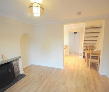 2 bedroom cottage to rent - Photo 2