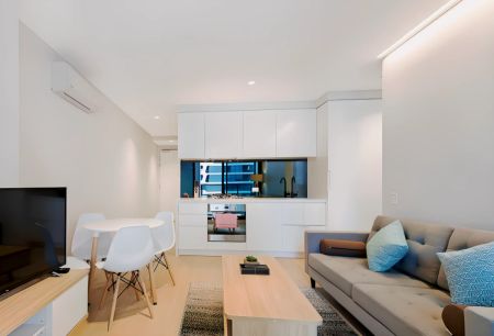 1 Bedroom*L16 - Photo 2