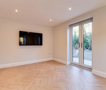 2 bedroom maisonette to rent - Photo 1