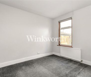 3 bedroom terraced house to rent - Photo 4
