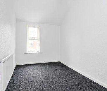 Flat 2, 23 Lawrence Street, Belfast, BT7 1LE - Photo 1