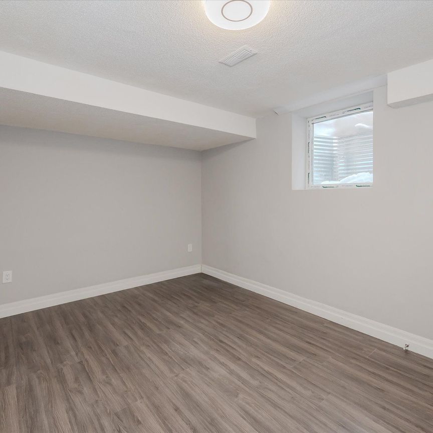 For Lease - 498 Thomas Slee Drive Unit# BASEMENT, Kitchener, Ontario - Photo 1