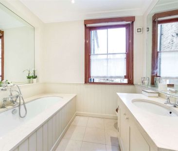 Spacious and very well presented four bedroom family home offering ... - Photo 5