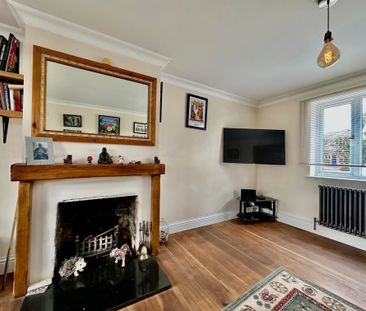 Vicarage Lane, Chelmsford, CM2 - Photo 3