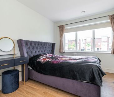 76 Clay Farm Drive, Leopardstown, Dublin 18 - Photo 4