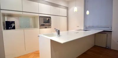 U3 ROCHUSMARKT - UNBEFRISTET - TRAUMHAFTE ALTBAUWOHNUNG IN RUHELAGE - Photo 2