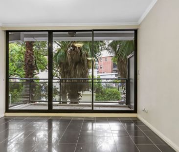 Amazing Studio in Great Location - Photo 1