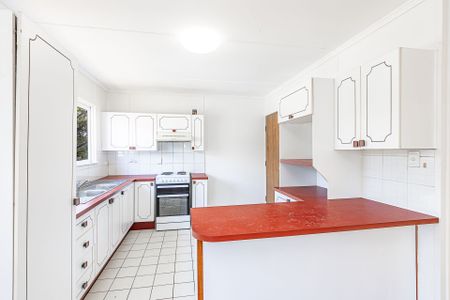 9 Nyora Street, Currajong - Photo 2