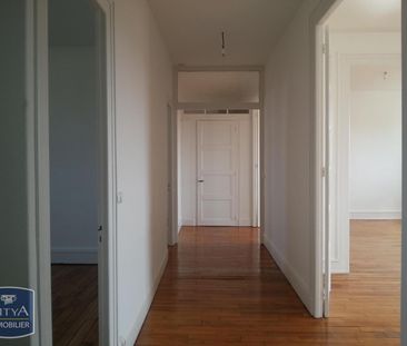 Location Appartement 4 pièces 119m² CHATEAUROUX 36000 - Photo 6