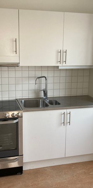 Flinkenfältsgatan, Trollhättan - Foto 1