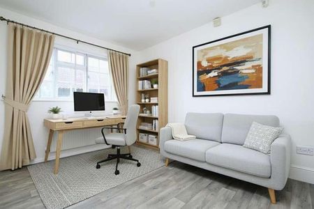 Haddington, Lincoln, LN5 - Photo 2