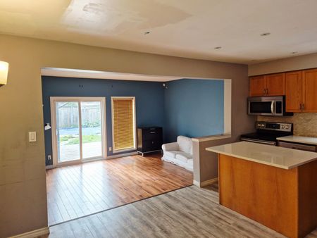 For Lease - 7 Swartz Street, Kitchener, Ontario - Photo 4