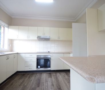 Beautiful Townhouse with Views - Photo 1
