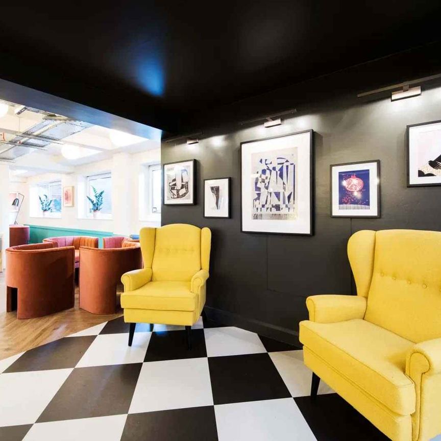 Large Standard Double Ensuite - Photo 1