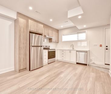 For Lease - 385 McRoberts Avenue Unit# Laneway, Toronto, Ontario - Photo 3