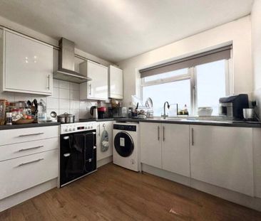 3 bedroom maisonette to rent - Photo 6