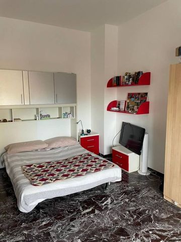 Ampia camera singola zona S. Orsola - Photo 5