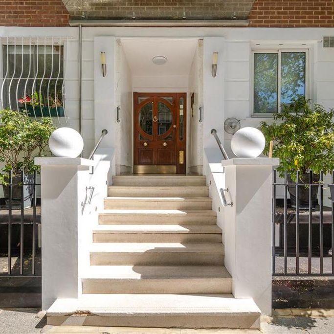3 bedroom flat to rent - Photo 1
