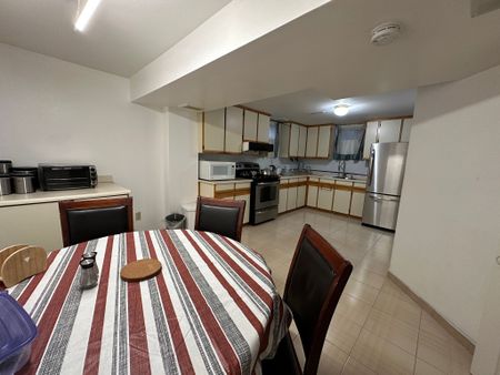 For Lease - 20 Ashdown Crescent Unit# Basemant, Richmond Hill, Ontario - Photo 4