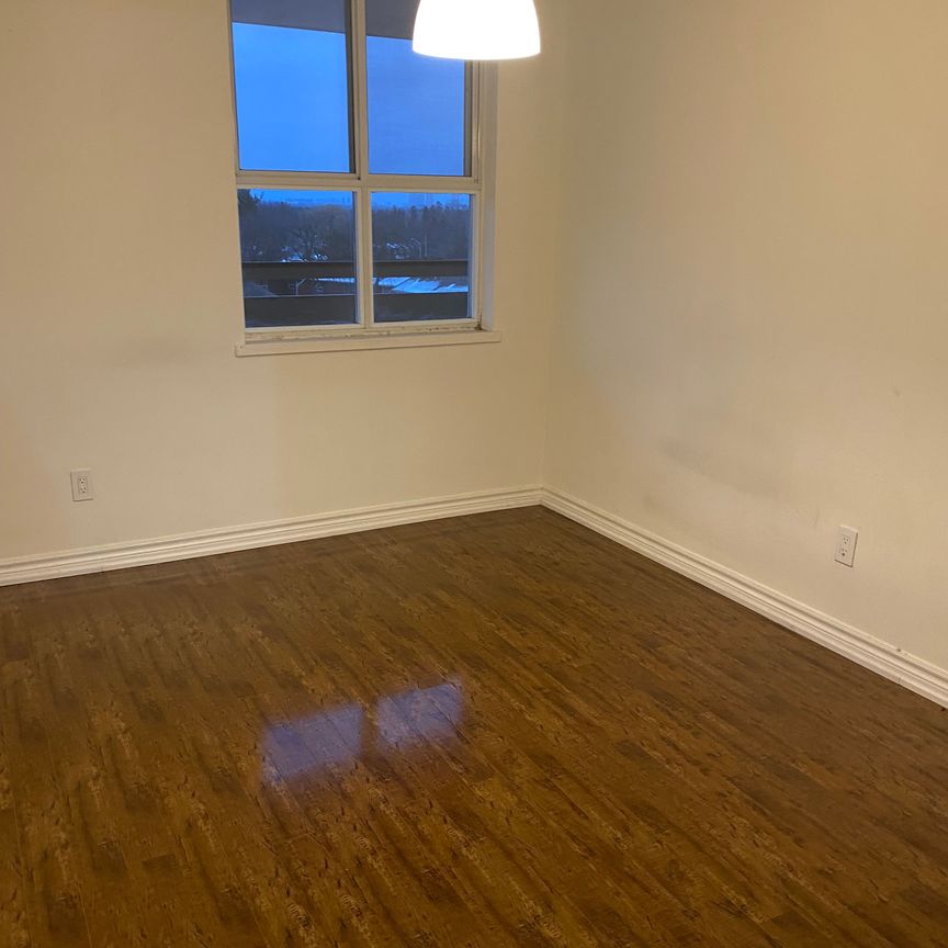 For Lease - 80 Inverlochy Boulevard Unit# 504, Markham, Ontario - Photo 1