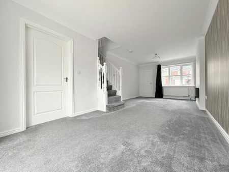 3 bedroom detached house to rent - Photo 2