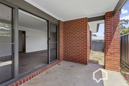 5 Ainsworth Street Huntly VIC - Photo 2