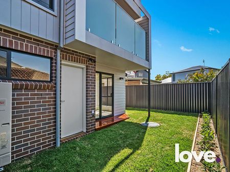 6/117 Albert St, Islington, NSW, 2296 - Photo 4