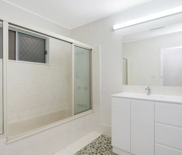 Newly renovated home in Kirwan - Photo 4