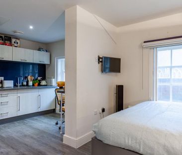 Studio to rent - Photo 6