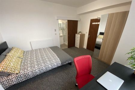 Rooms at City Road, Beeston, NG9 2LQ - Photo 3