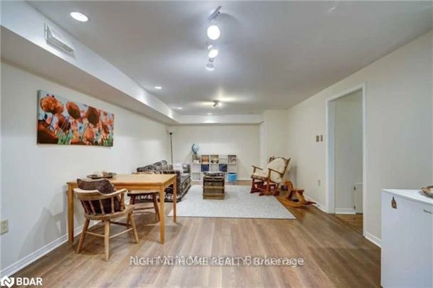 369 HICKLING Trail #Upper - Photo 1