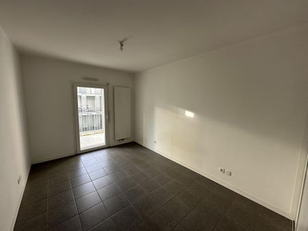 Location Appartement 2 pièces 49m² NANTES 44100 - Photo 4
