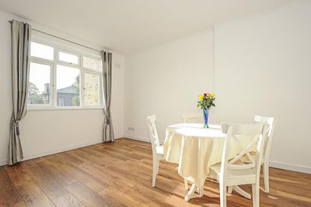 1 Bed Flat, Randolph Court, NW8 - Photo 2