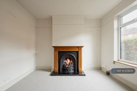 3 bedroom terraced house to rent - Photo 2