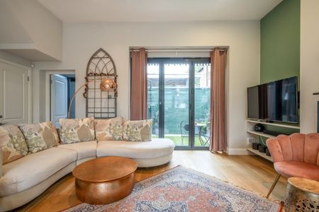 4 bedroom detached house to rent - Photo 3