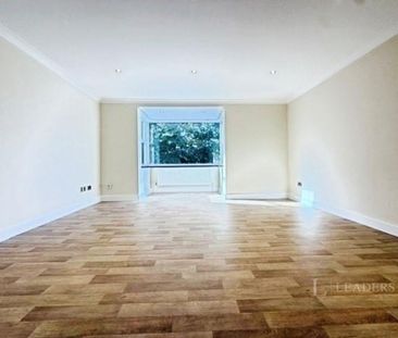 3 bedroom flat to rent - Photo 1