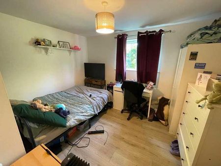 Whiteoak Road, Fallowfield, Manchester, M14 - Photo 5