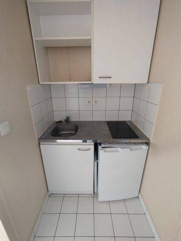Résidence Les Facs Côte Blatin - Bât. B/C 6 boulevard Côte Blatin, 63000, Clermont-Ferrand - Photo 4